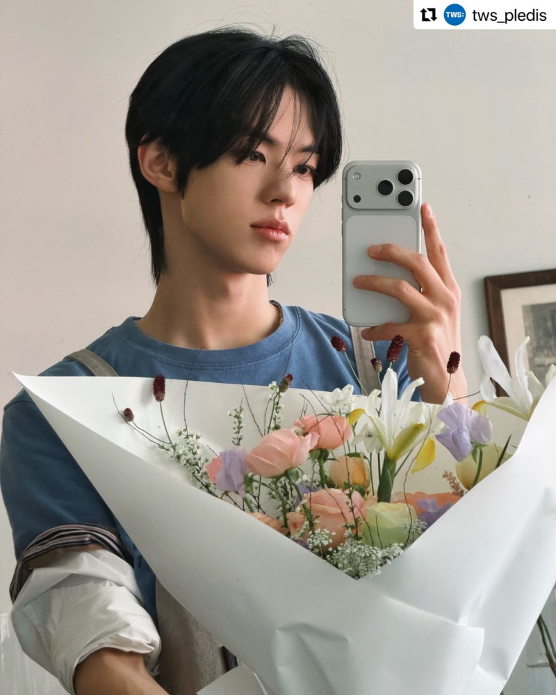투어스(TWS) 도훈 패션 : 여름 남친룩의 정석, 티셔츠 정보