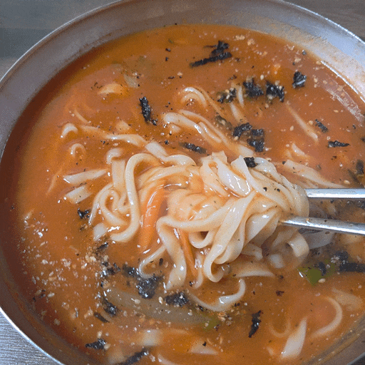  묵호맛집 - 오뚜기칼국수 & 카라멜스테이션 [장칼국수와 콘수수커피]