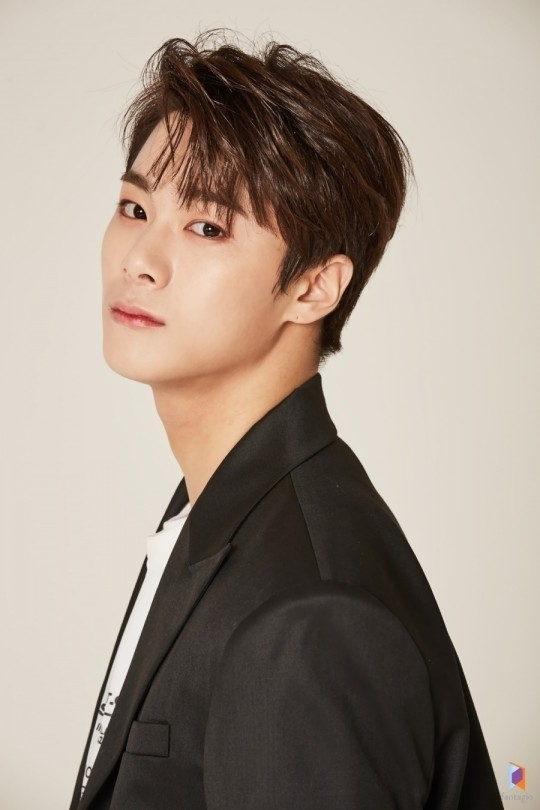 승관 눈물과 문수아 편지 자작곡 민들레 부르며 故 문빈 추모
