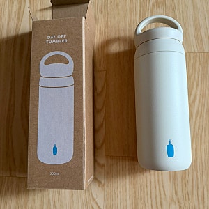 블루보틀 킨토 데이오프 텀블러 500ml, 스타벅스 샌드위치, 카페라떼
