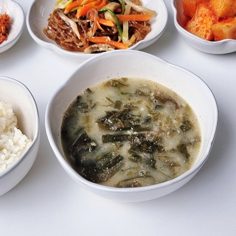 들깨미역국 레시피 간단한 국 종류 들깨가루 미역국