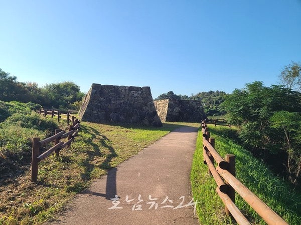  “청춘의 특전사! 순천 정유재란 전적지 찾아 걸어본다”