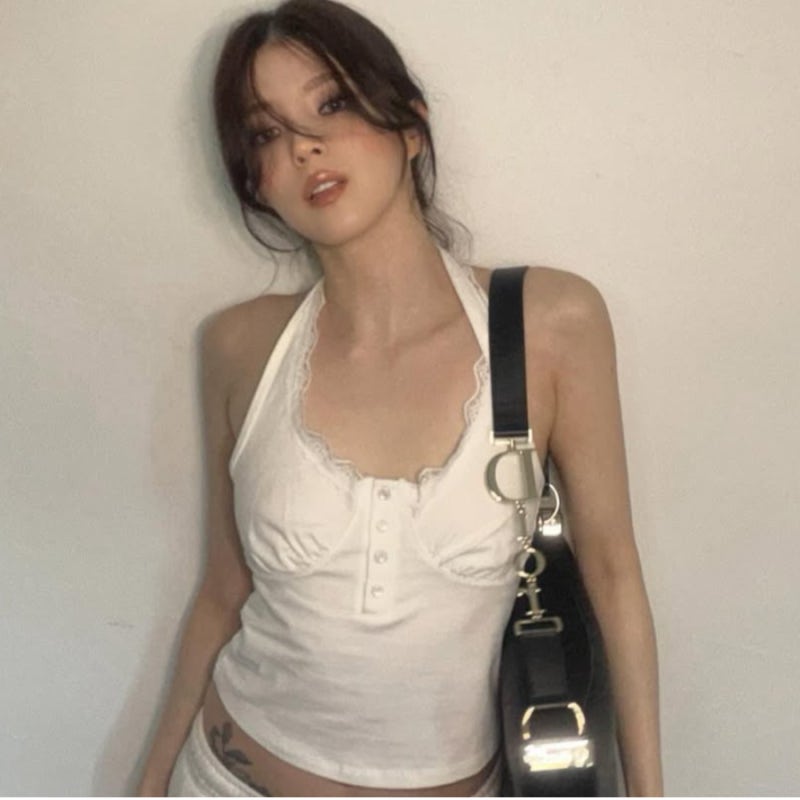 Sisao Perfume: Han So-hee Spotted in Hannam-dong, Charles & Keith, Skims, Saturday Mood