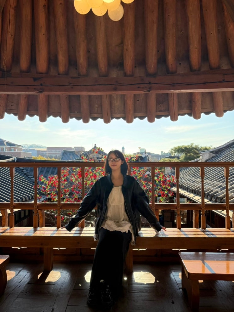  전주 한옥마을 인생샷 남기기 좋은 대형 카페 이르리