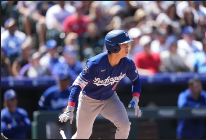 LA 다저스 김혜성 ABS 챌린지 뚫고 멀티히트 맹타김혜성 MLB 생존 신고 2구 연속 견제 극복 2루....