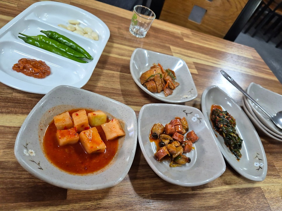 Hamjisandwaejigukbap photo 5