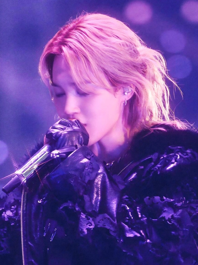 방탄소년단 지민 북부대공 콘서트 또 하나의 명작 탄생... 영화 속 인물 같은 비주얼 화제