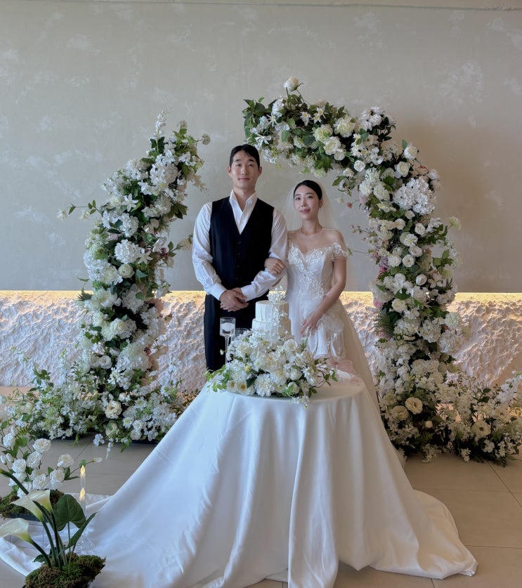  첫인상이 중요한 자리라공간부터 신중하게 보게 돼요 