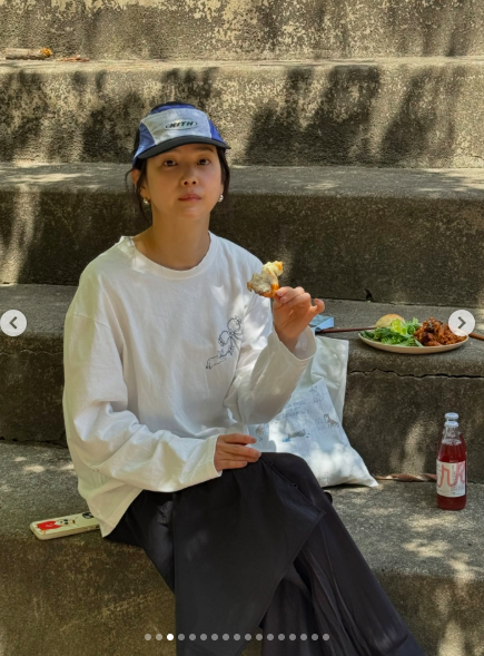 윤승아, ‘김무열♥’ 대학생인 줄..아들 손 꼭 잡고 뽐낸 ‘동안 미모’, 빌드펌