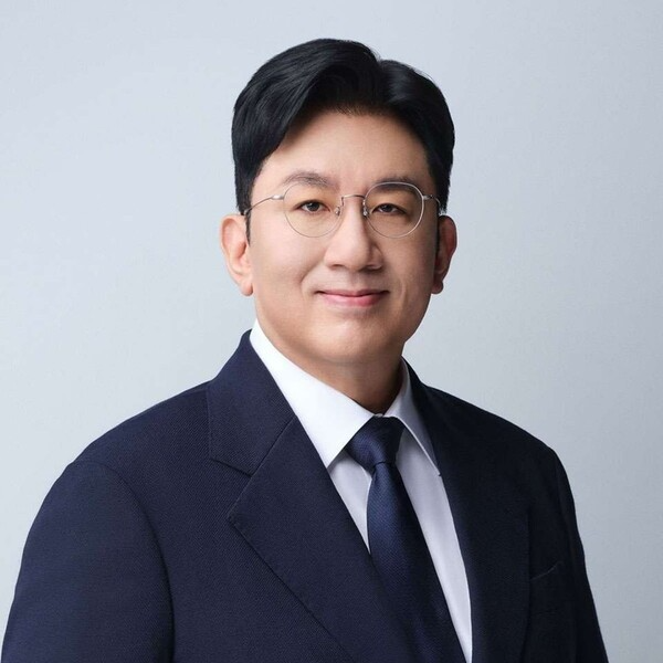 방시혁 하이브 영장신청 분수령 “방탄 월드투어 비상 걸리나”