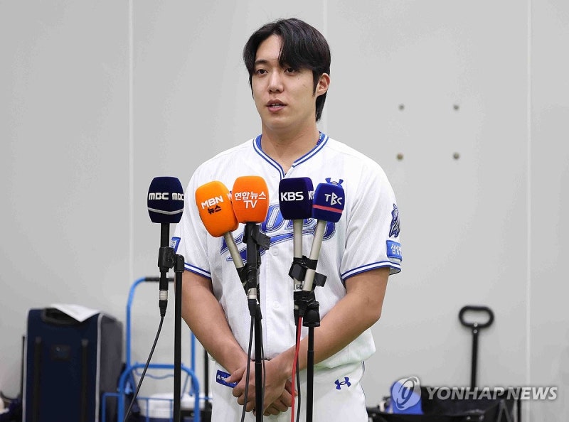 삼성라이온즈 에이스 원태인 선수 알아보기 - 연봉, 투구수, 나이, 최근 논란, 하극상까지 총....
