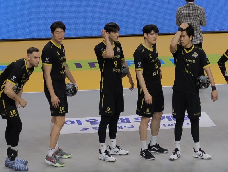 남자배구 첫 직관 후기, 준PO KB손해보험 vs 우리카드ㅣ의정부 경민대학교 기념관 B3구역 시야