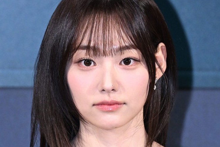   아이오아이 10주년 재결합 불참? 배우 강미나가 직접 밝힌 아쉬운 속사정