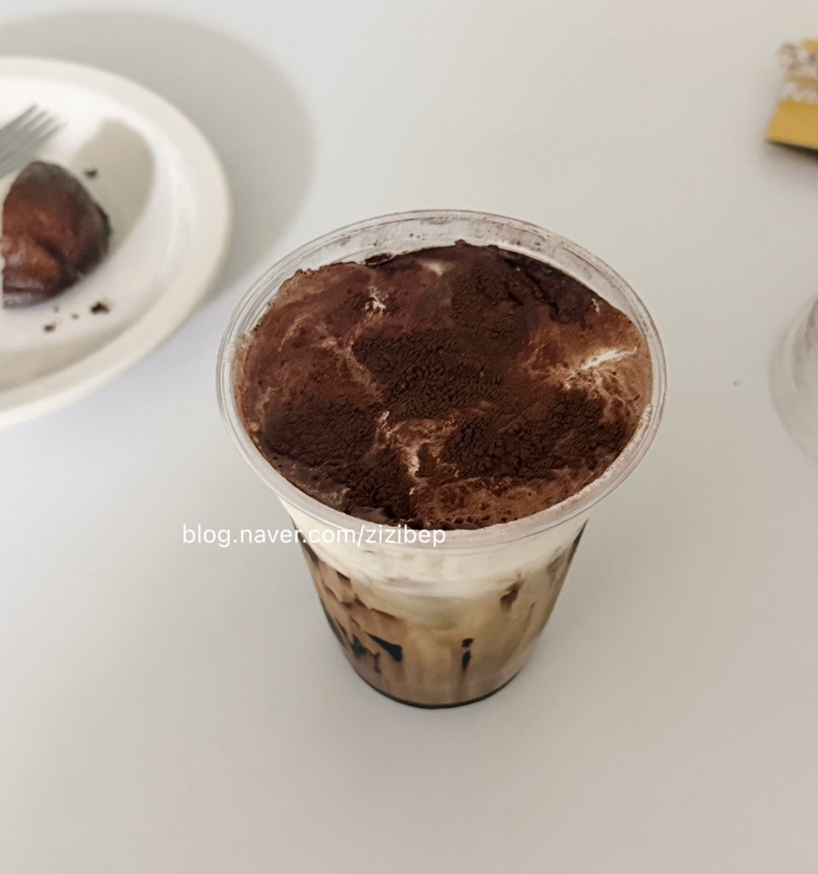 컴포즈커피 대구상인은하점 사진 2