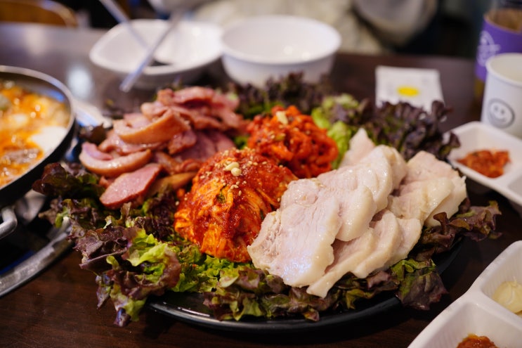  [강남역 맛집] 송탄부대찌개와보쌈 - 강남역 점심