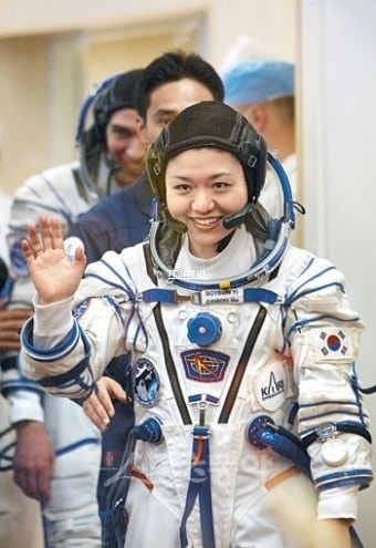 " <b>이소연</b>, 2026년 4월 전해온 <b>우주인</b>의 진짜 홀로서기