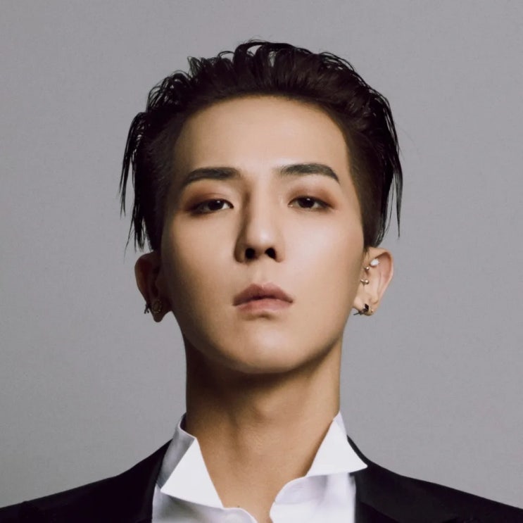 <b>송민호</b>, <b>부실 복무</b> 혐의 첫 재판 출석… “깊이 반성... 