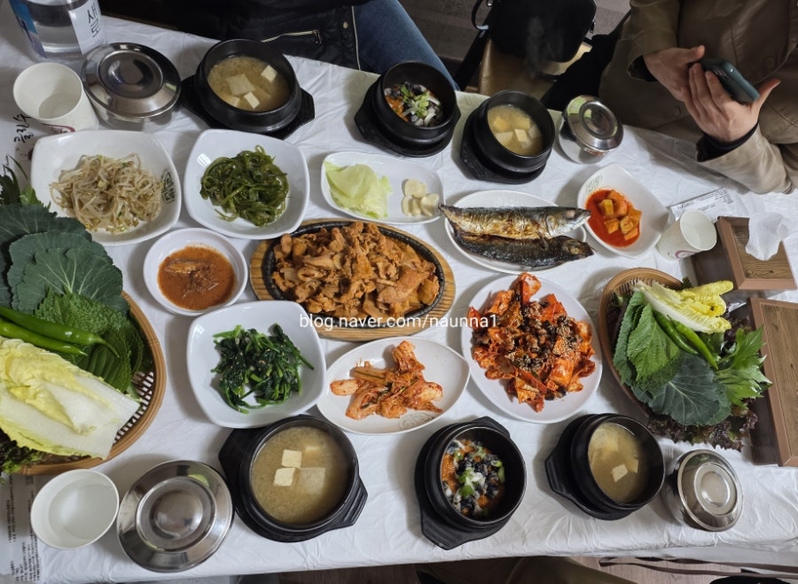 고향우렁쌈밥 사진 4
