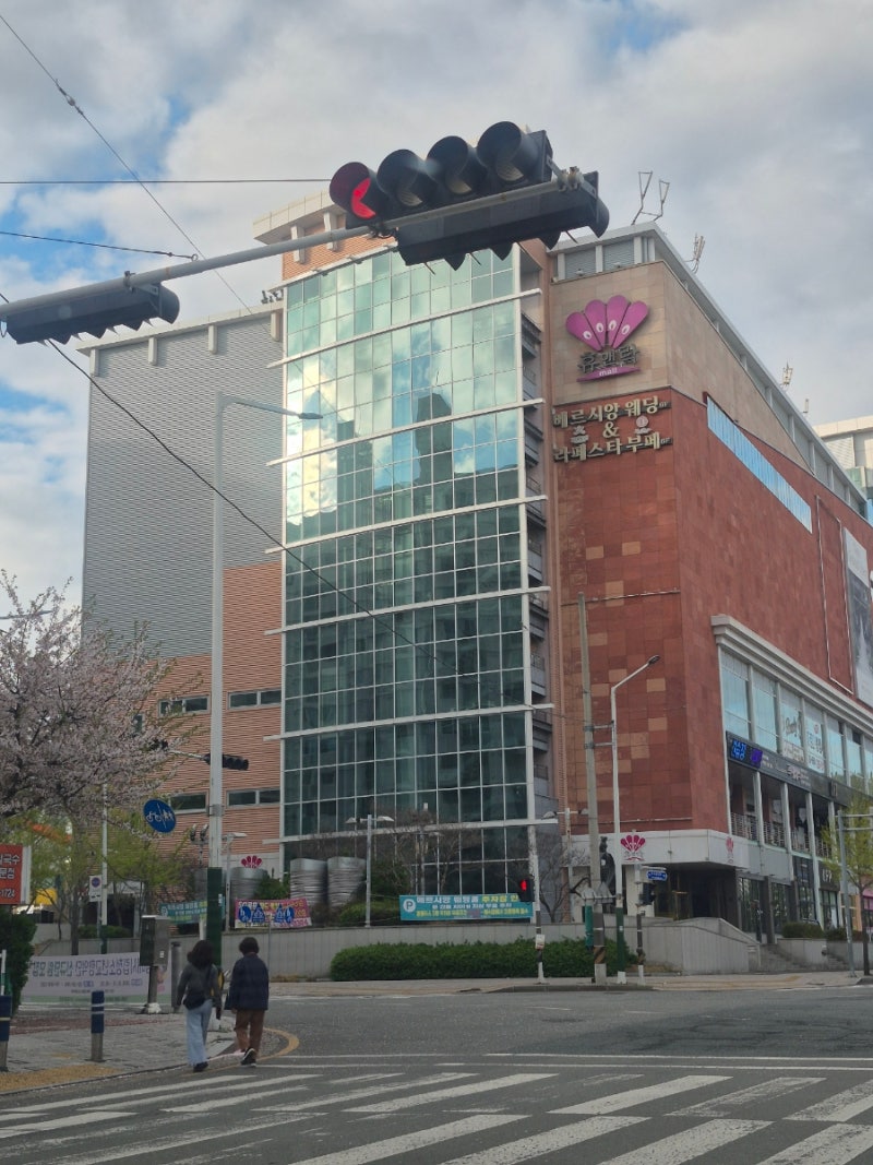김해 밝은 웨딩 홀 / 메르시앙 홀 투어 / JW웨딩 홀 투어 / 김해 웨딩홀 비교 및 계약 후기