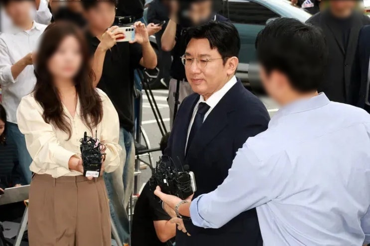  "방시혁 의장 구속영장 신청" 하이브 사상 초유의 위기 엔터주 판도 흔들리나?