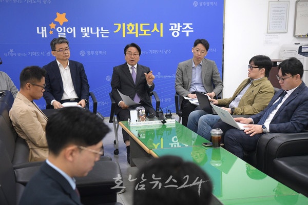 강기정 시장 “7월 1일이면 광주광역시 마지막 시장, 시민 행복 위해 시정 단단히 마무리”