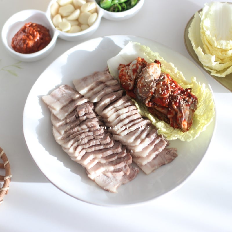 돼지고기 수육 삶는법 간단하게 성시경 수육 레시피 1kg