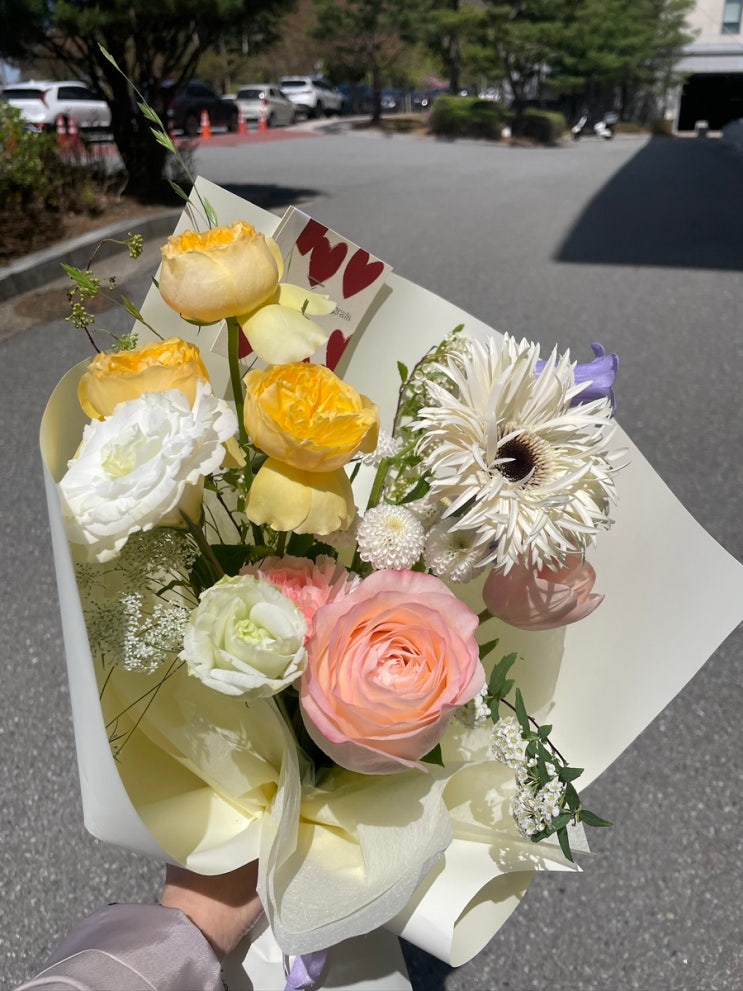  아산 배방 24시 꽃집 메종드화에서 꽃다발 선물