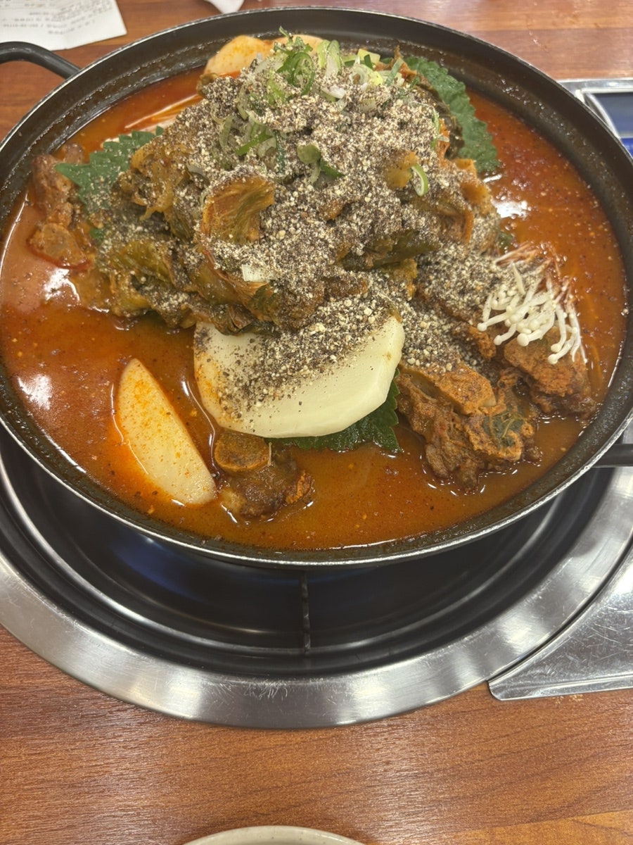 서부청기와감자탕 구리역점 사진 4