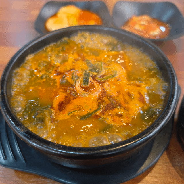  경기광주 얼큰 한우 소고기해장국 역동 흥주선비국밥