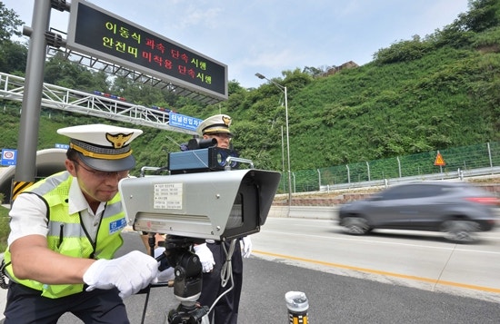 "어? 나 안 찍혔는데?" 했다가 고지서 폭탄... 2026년 달라진 단속의 배신