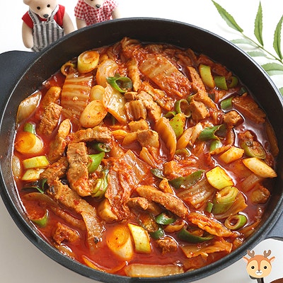 얼큰한요리 김치와 고기 듬뿍 돼지짜글이 만들기 돼지김치짜글이 레시피 삼겹살요리
