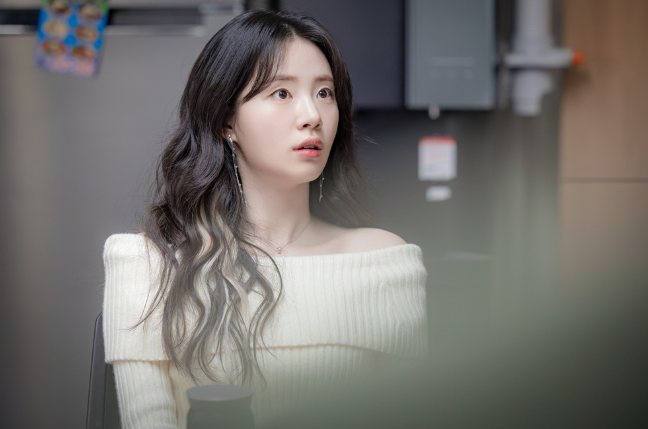 신시아, '마녀2' 벗고 하이틴 로맨스? '담을 넘지 마시오' 선택 전말