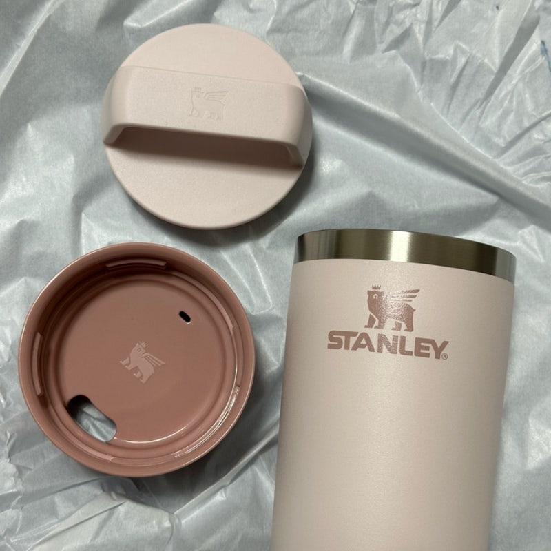 스탠리 카페 투고 트래블 머그 473ml, 로즈쿼츠 / 자동차 컵홀더에 들어갈까?