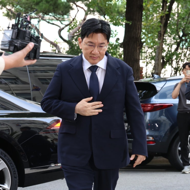  방탄소년단 아버지의 위기? 방시혁 의장 구속영장 신청 배경과 하이브의 미래