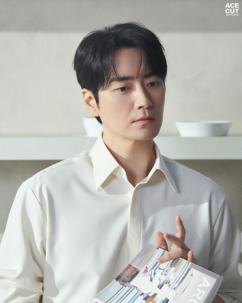 [이준혁] 이준혁 ✖️ 바이탈플랜트 롤팬 광고 화보 / 에이스팩토리 공식인스타