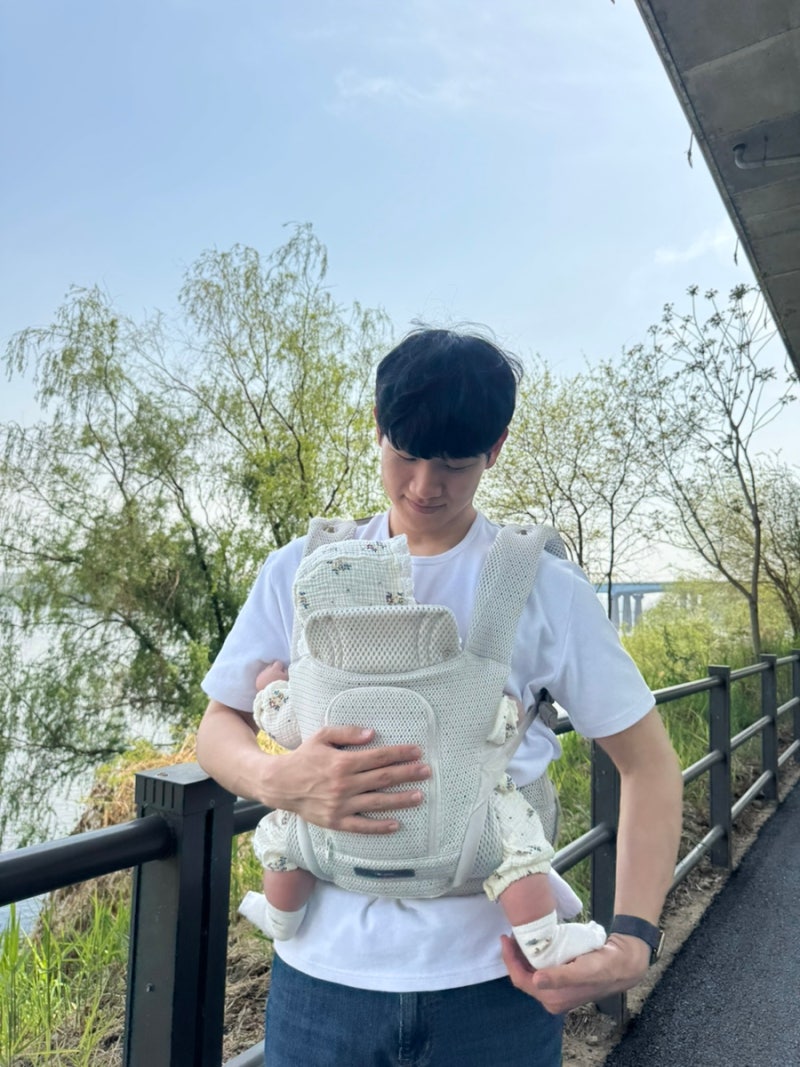 [리뷰] 포그내 맥스 플로우 라이트 올인원 아기띠 실사용 후기