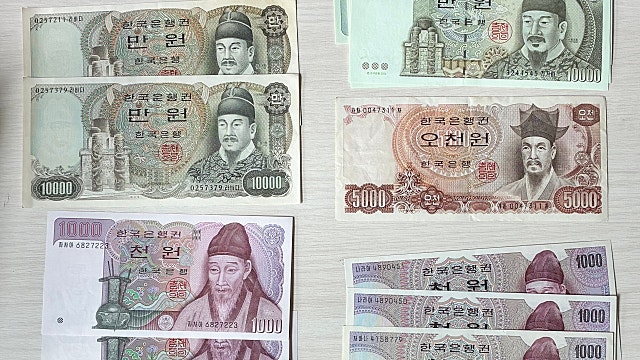장롱 속 보물 발견