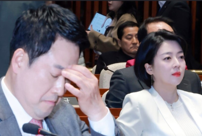 배현진. 장동혁, 차라리 미국 가라