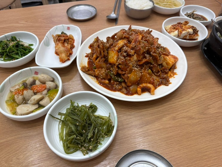  먹거리/순천/한식] 큰 생각 없이 들어갔다가 만족한 <역전두부식당>