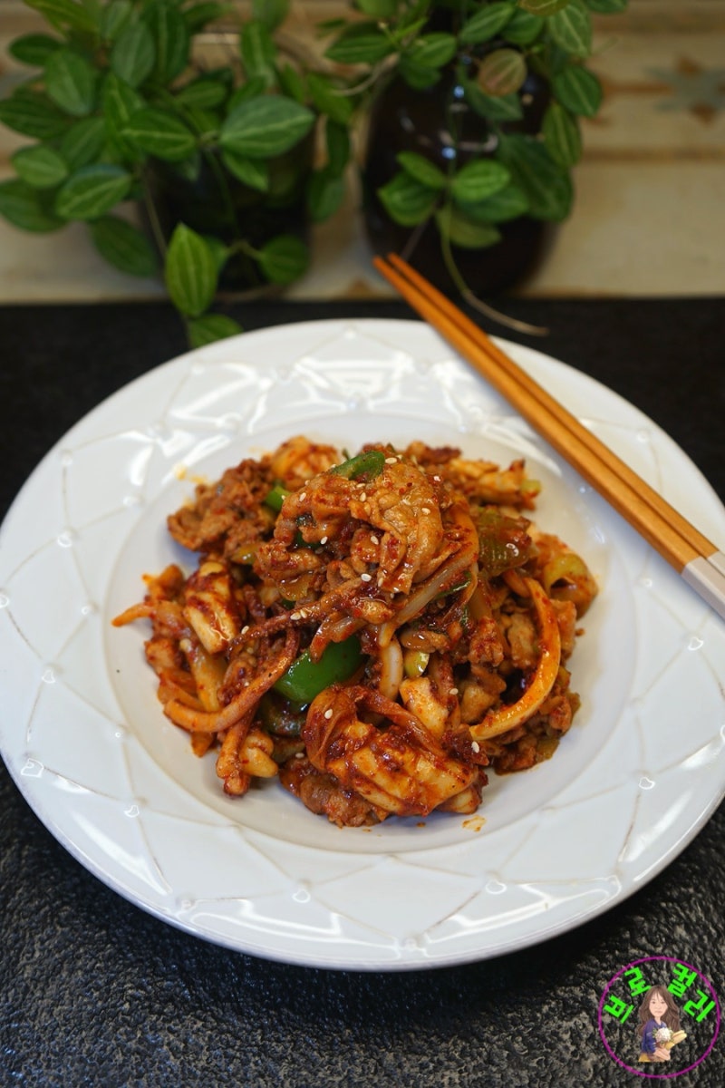오삼불고기 황금 레시피 양념 만드는법 집에서 술안주 냉동 대패삼겹살요리 오징어 요리 대....
