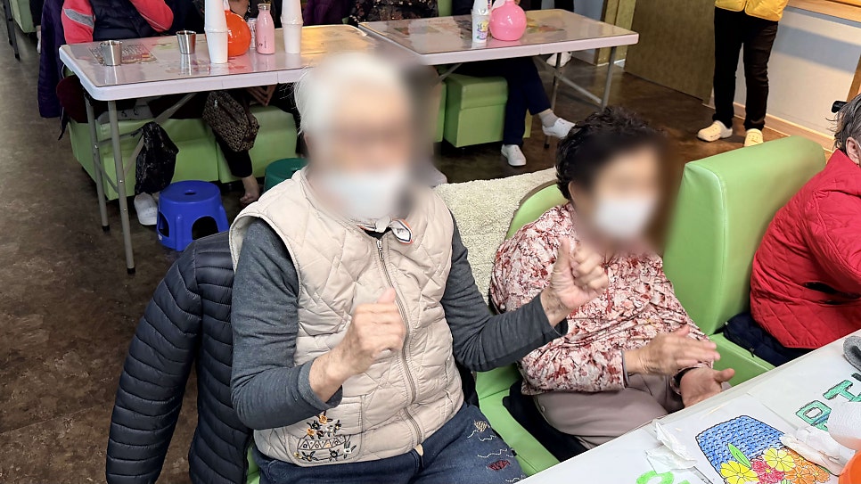 보령주야간보호 어르신 일상에 활력을 더하는 금빛사랑주야간보호센터