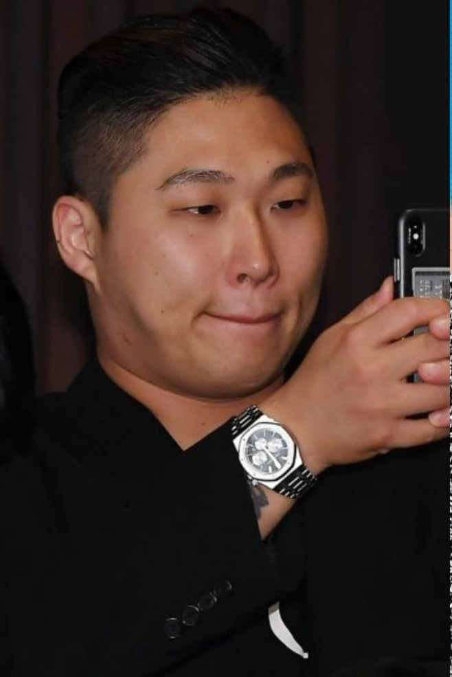 "CCTV 있으면 편집 없이 까줘" 빅나티, 스윙스 2차 디스곡 '변기위에서' 공개