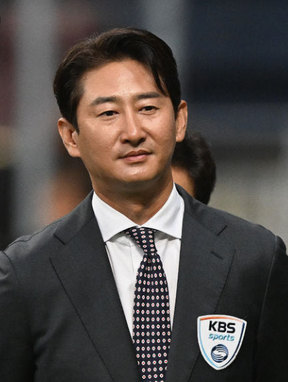 박용택 야구선수 프로필/와이프/자녀/영구결번/해설