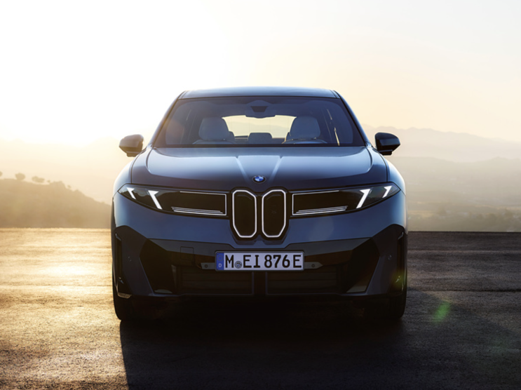  "8,690만원에 469마력.." 2026 BMW iX3 국내 가격 공개 현실