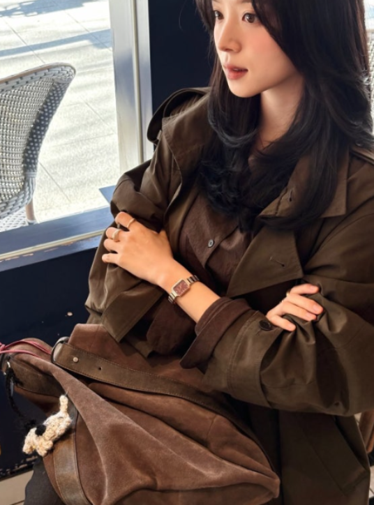 쿠론 하루 숄더백 스웨이드 26, 가죽 24와 뭐가 다를까 비교 정리