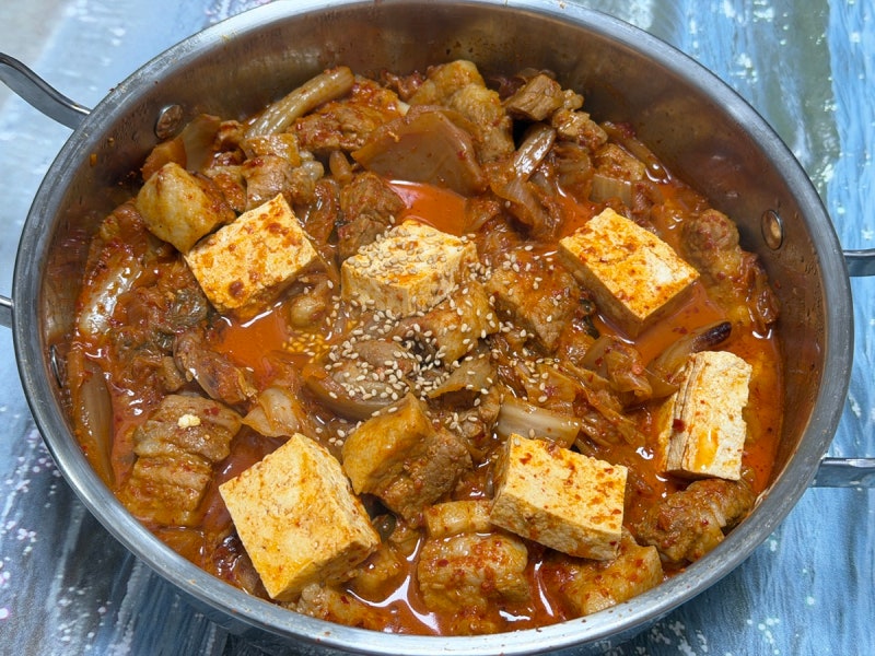 [요리] 실비김치로 김치찜 만들기