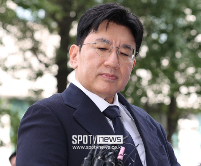   "구속 사유 부족" 검찰, 하이브 방시혁 의장 영장 반려한 진짜 이유