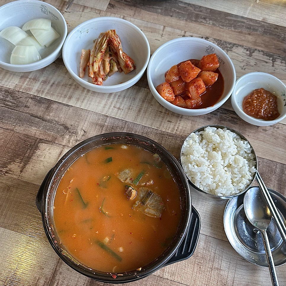 평안도식당 순대국 감자탕 신림점 사진 1
