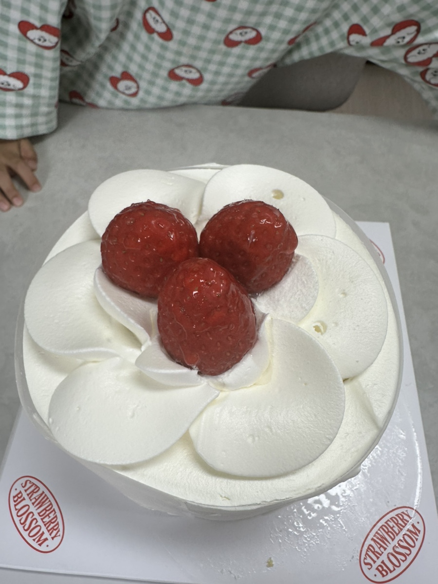 파리바게뜨 율하원메이져점 사진 2
