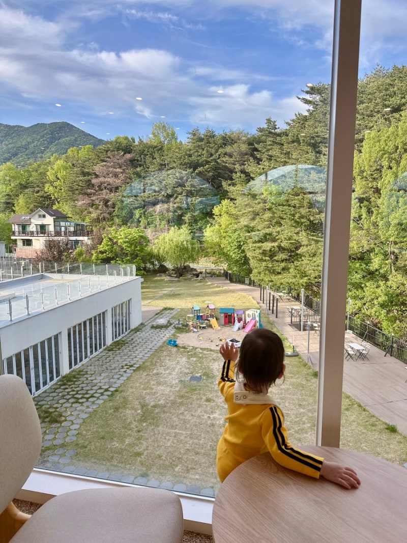 [울산/언양] 15개월 아기와 모래놀이 데이트, 카페 '드로핀' 방문기
